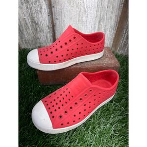 Native Jefferson Red White Slip On Shoes Kids C11